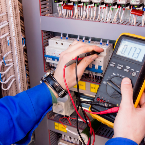 How To Find and Hire An Electrician In Edmonton